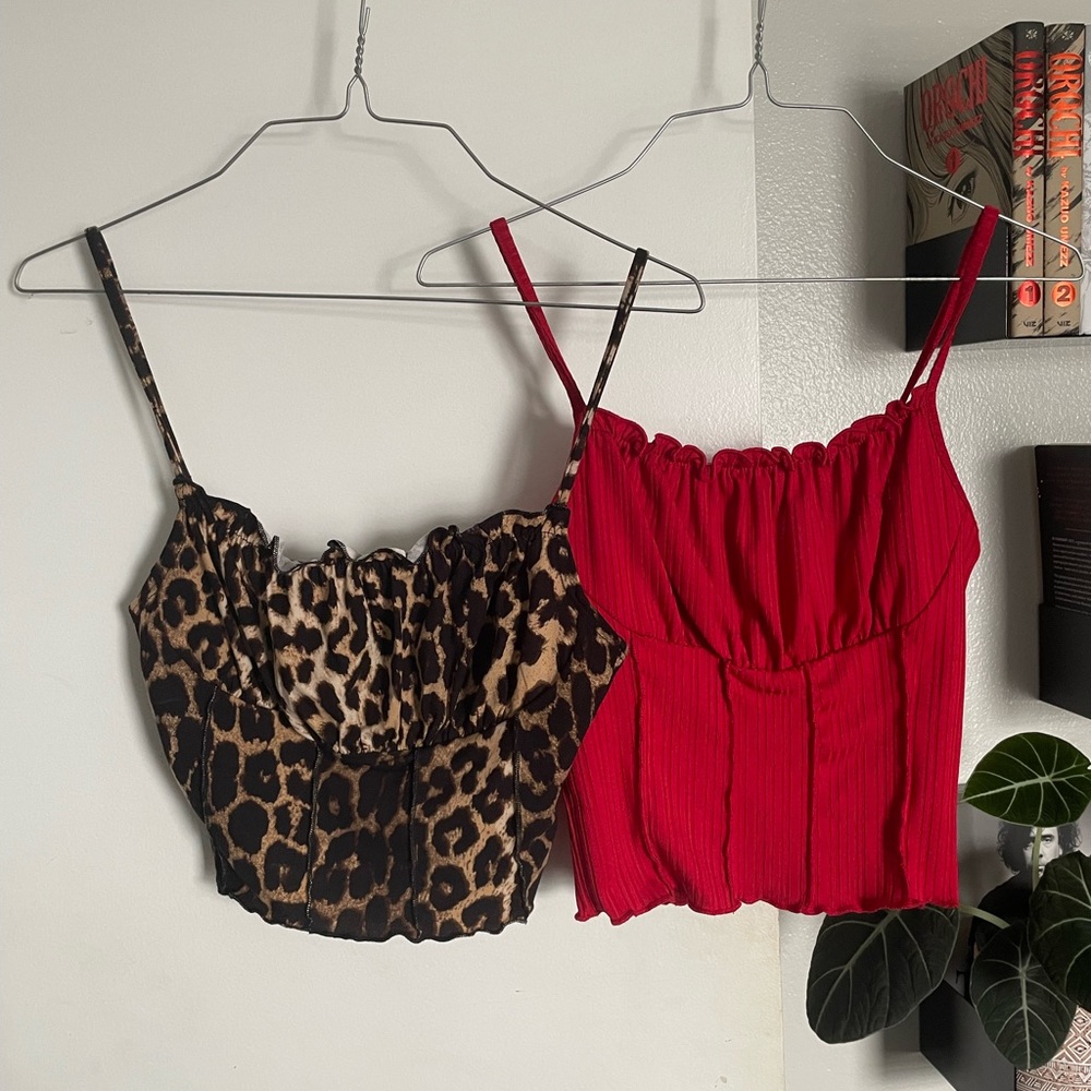 Cropped tank top bundle